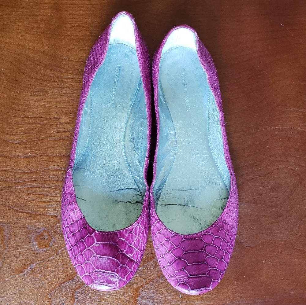 Banana Republic Fuchsia Snakeskin Ballet Flat Sz 7